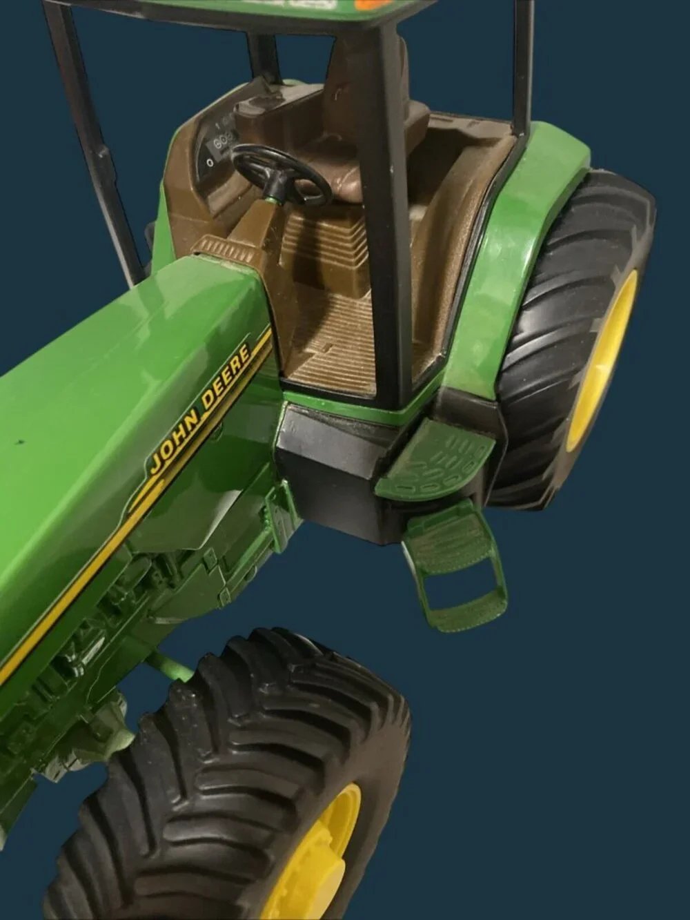John Deere 8210 Diecast Toy Tractor 1/16 Scale ERTL Loose MFWD Duals 14